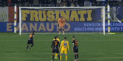 他是场上最冷静的人