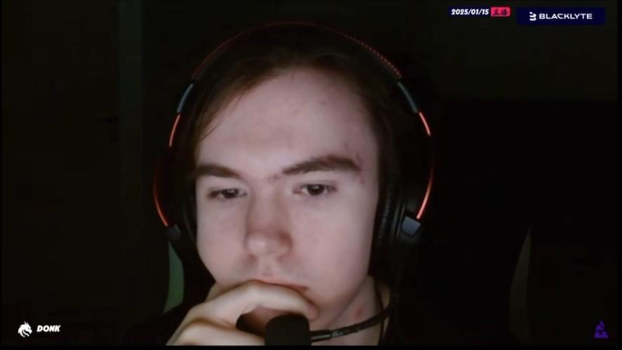 LPL 常规赛每日 TOP5： xqw 主宰岩石阵