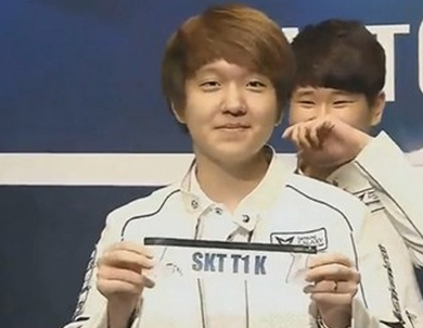 Homme被任命为 Hanwha Life Esports 的主教练；